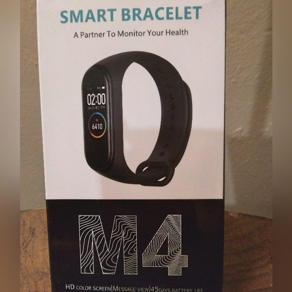 M4 Smart Bracelet Watch - Picture 6 of 7
